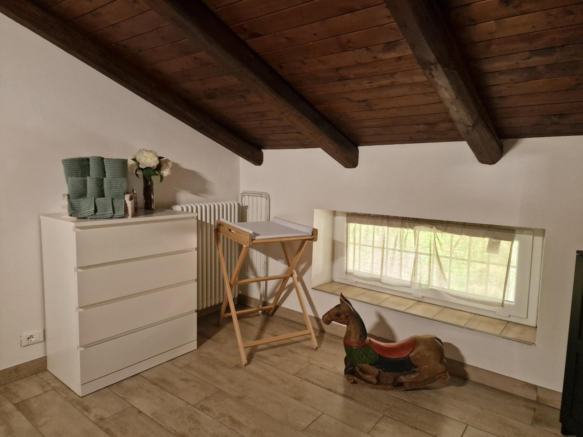 La Tana Dei Corgi Bed and Breakfast Moncrivello Exteriör bild