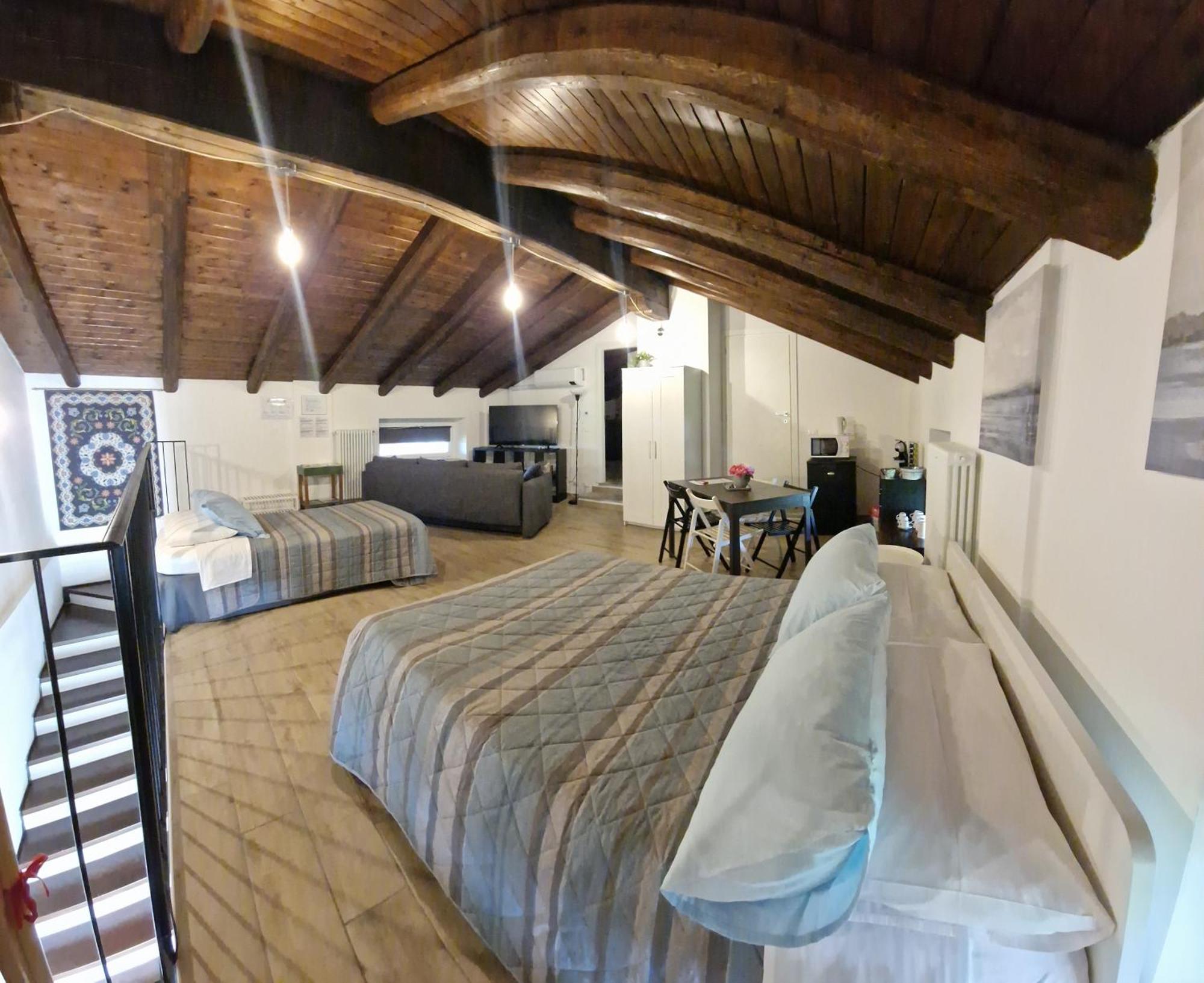 La Tana Dei Corgi Bed and Breakfast Moncrivello Exteriör bild